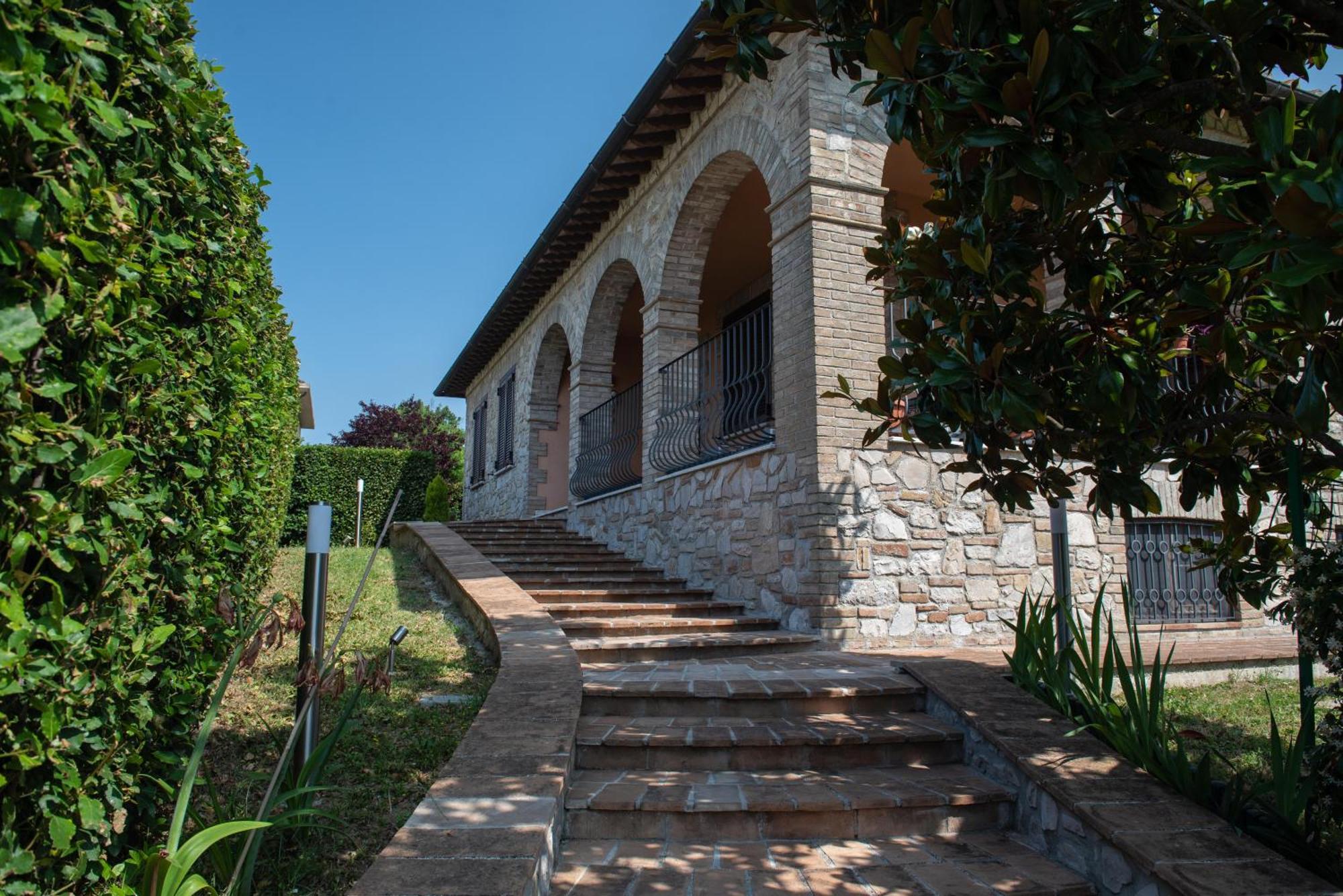 Dolce Alba Bed & Breakfast Montecastrilli Luaran gambar